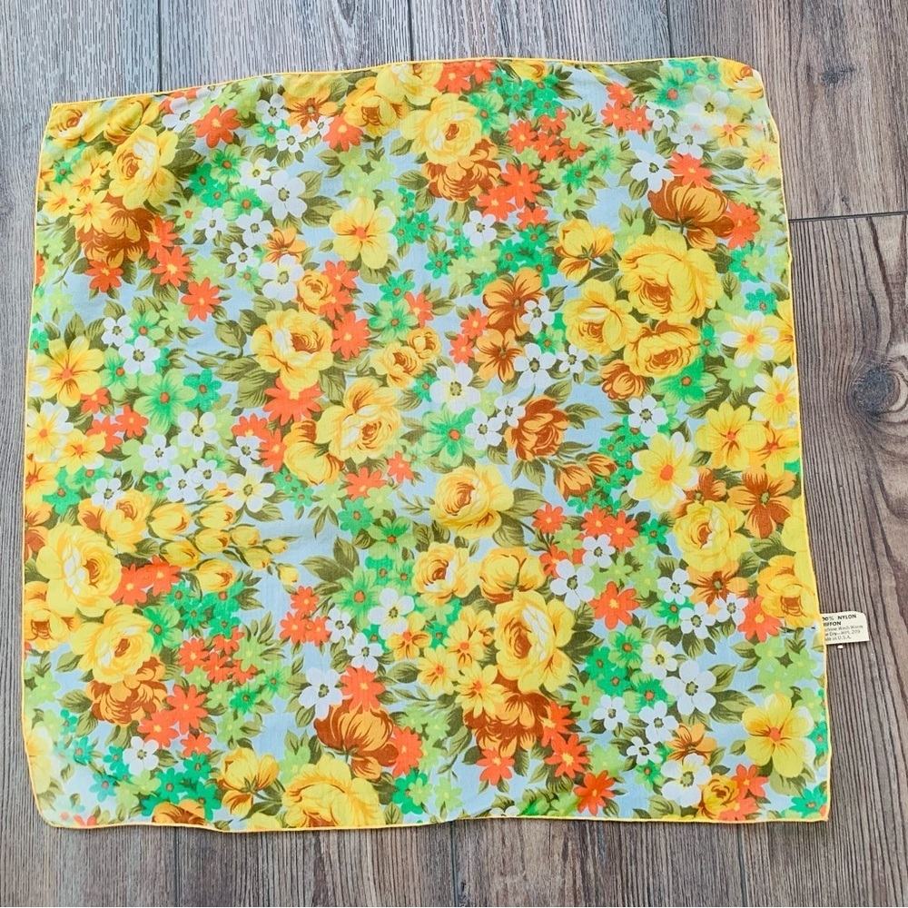 Scarf - Picture 4 of 4